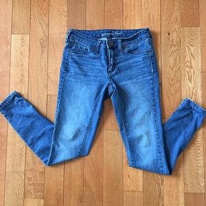 Universal Thread target skinny jeans size 2/26